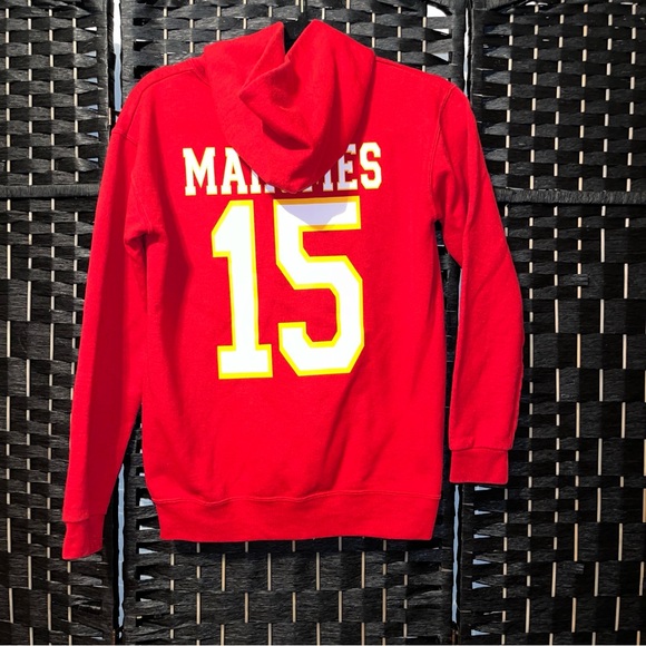 Youth Patrick Mahomes Hoodie - Picture 3 of 6